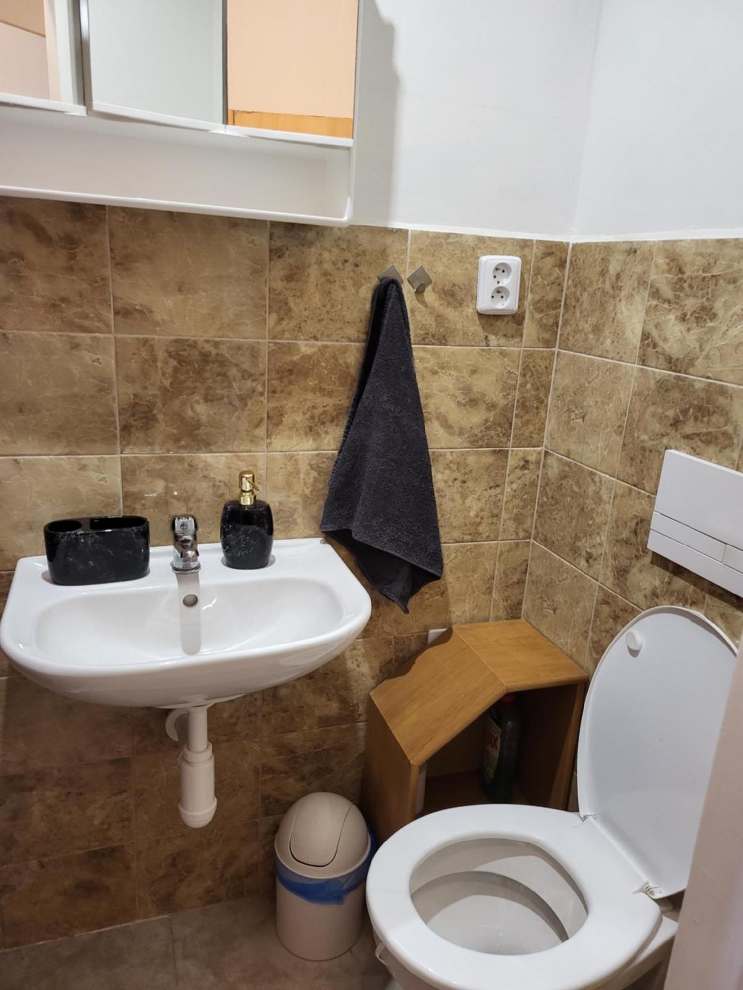 博士膳食公寓酒店 Dvůr Králové nad Labem 客房 照片