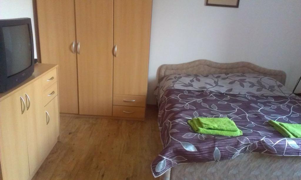 博士膳食公寓酒店 Dvůr Králové nad Labem 外观 照片